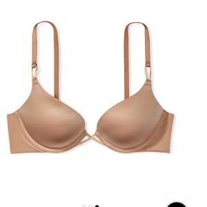 NWT Victoria Secret Bombshell Bra sz 36C in Praline